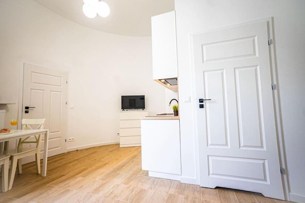 Lovely Apartment In Varşovia Exterior foto